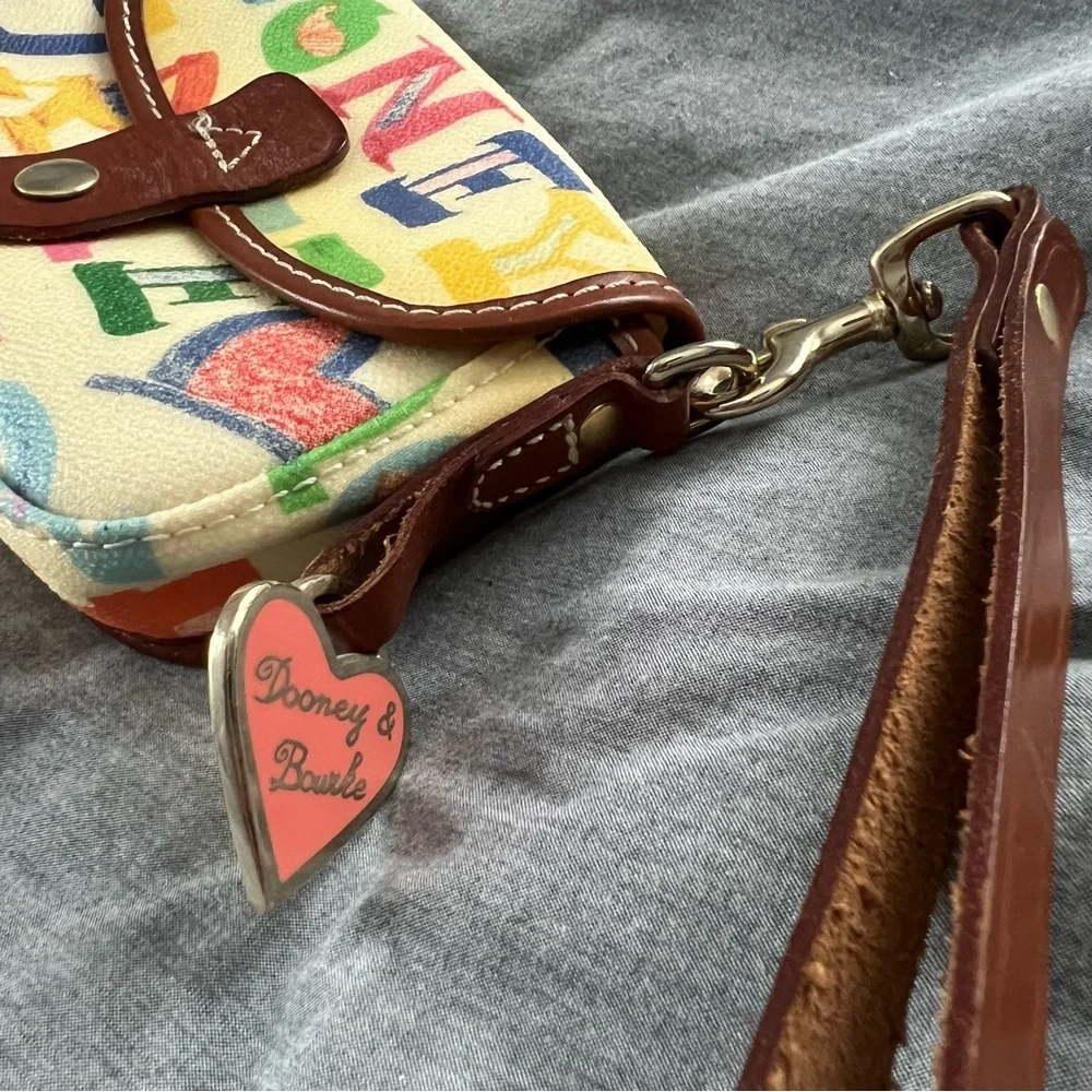Vintage Y2K Multicolor Graphic Dooney & Bourke Wristlet w/ Brown Trim